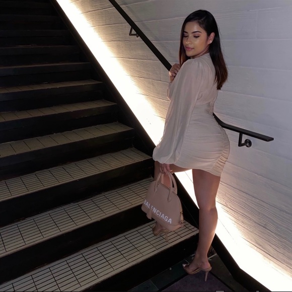 PrettyLittleThing Dress - Picture 2 of 5